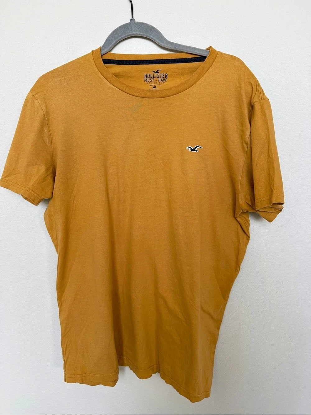 Hollister Must-Have Collection Crew Tee Orange Medium